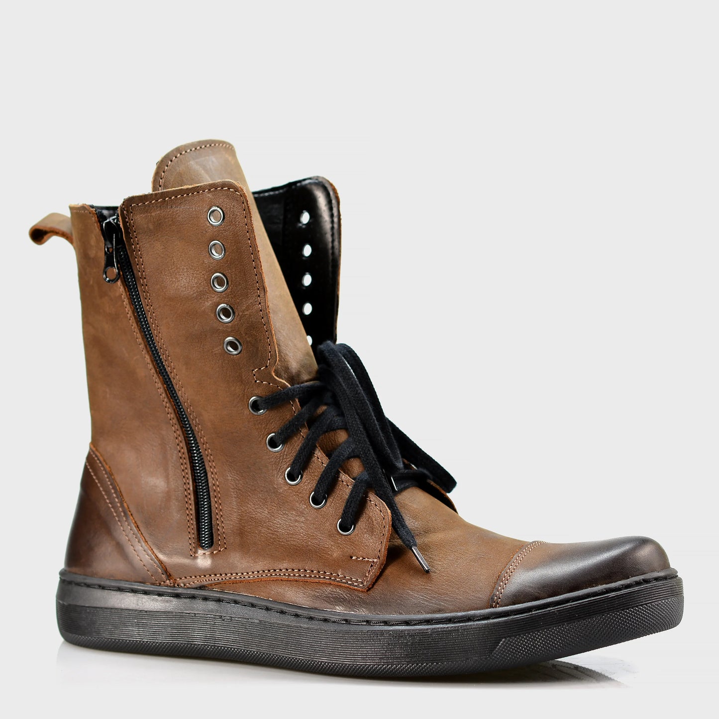 Pánské vysoké kožené boty Liam Hnědé – ručně šité boty z italské kůže | KarolShoes