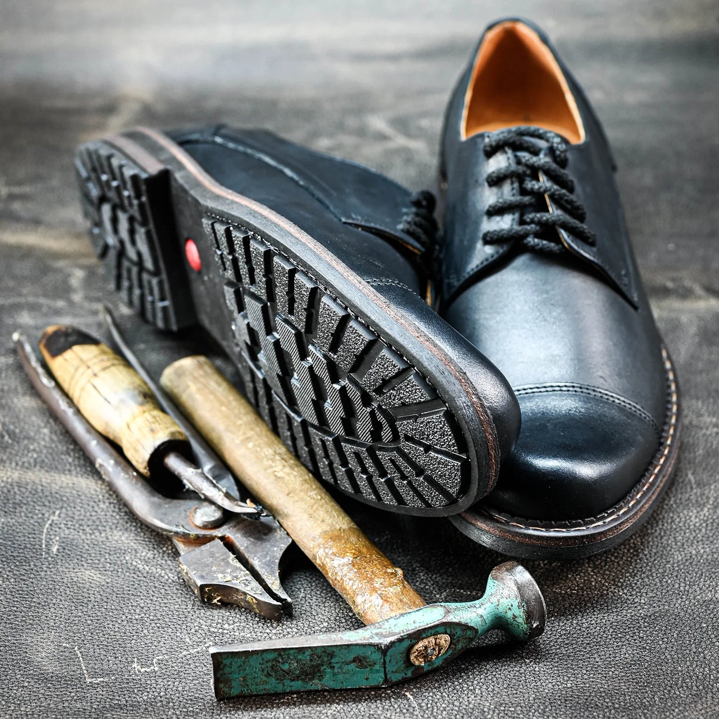 Pánské kožené derby polobotky Dante – ručně šité černé | KarolShoes