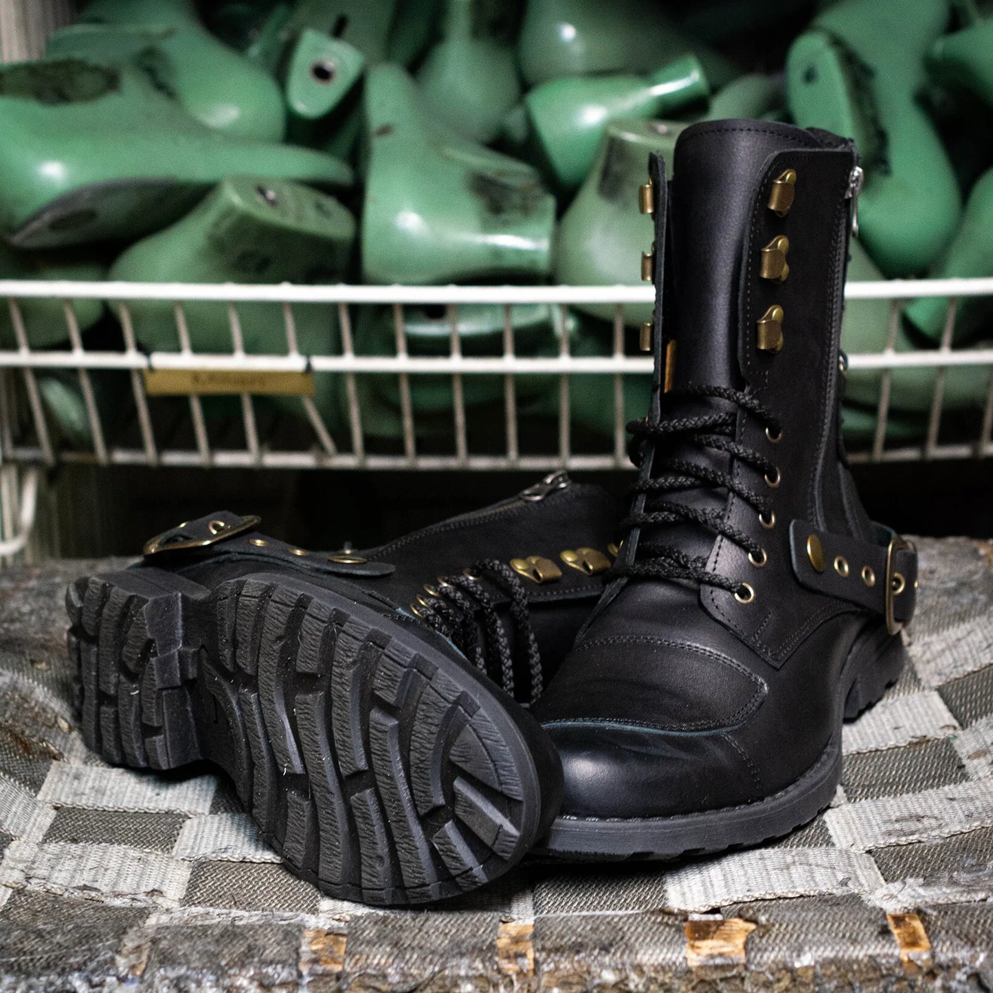 Motocyklové boty All Ride Sonny – ručně šité černé boty z italské kůže | KarolShoes