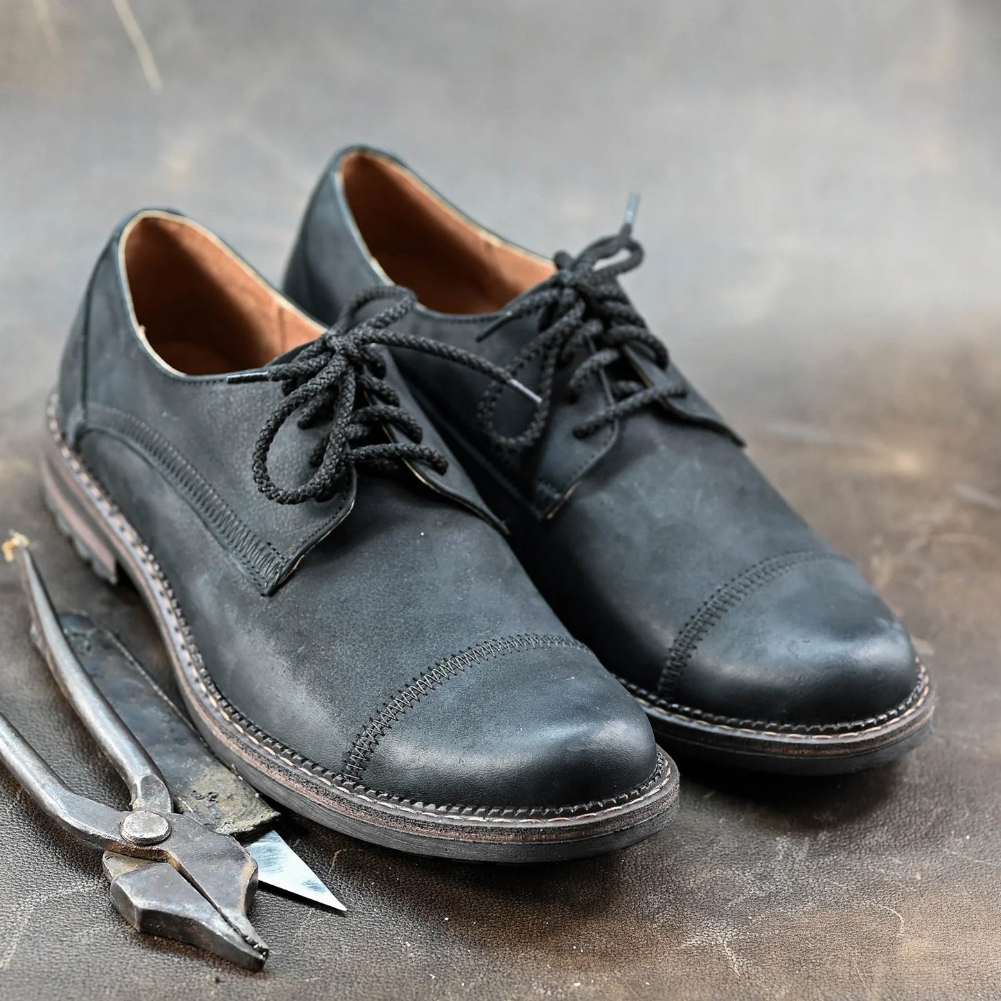 Pánské kožené derby polobotky Mauro – ručně šité | KarolShoes