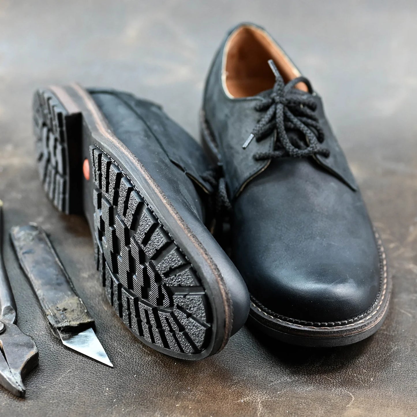 Pánské kožené derby polobotky Aldo – ručně šité černé | KarolShoes